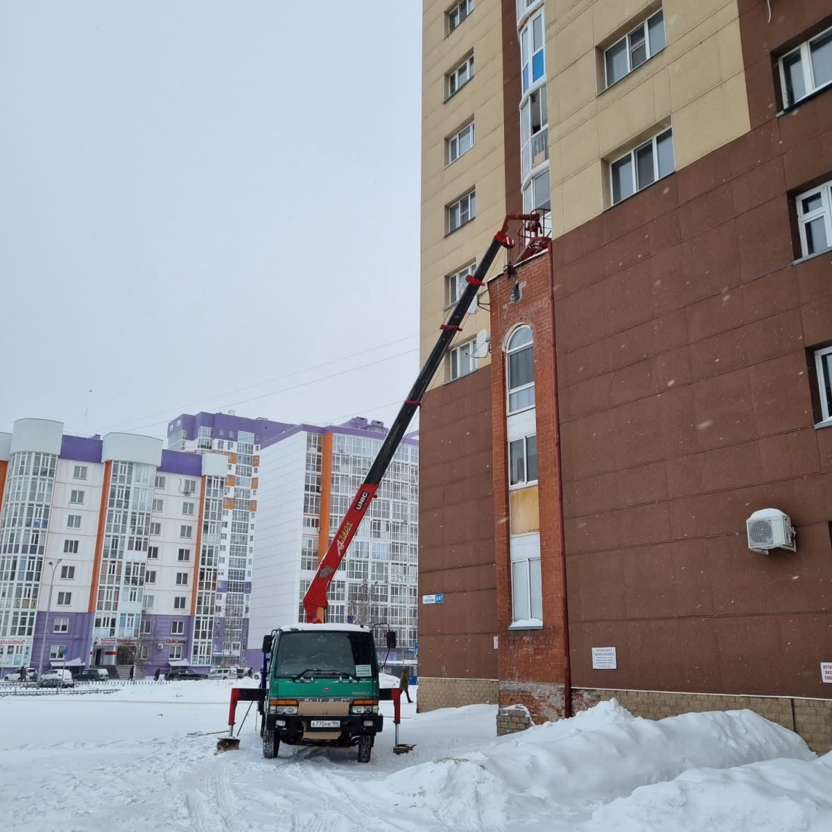 Ремонт слива при помощи автовышки в Йошкар-оле недорого